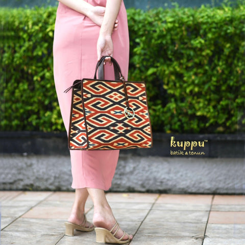 Minori (L) Sulawesi Tote Bag - Sekomandi