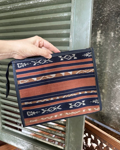 Mba ULI - Lady Sikka and Batik Tiga. Negri