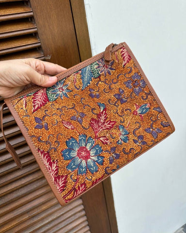 Mba ULI - Lady Sikka and Batik Tiga. Negri