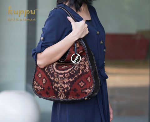 Rose (L) Bali Hobo Bag - Gringsing